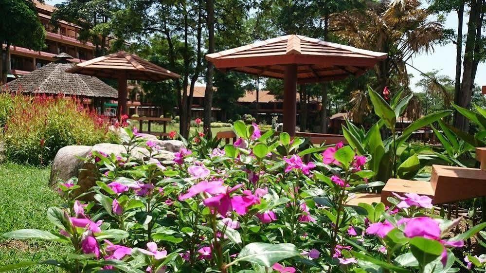 Arayana Phupimarn Resort & Spa Pak Chong Exterior foto
